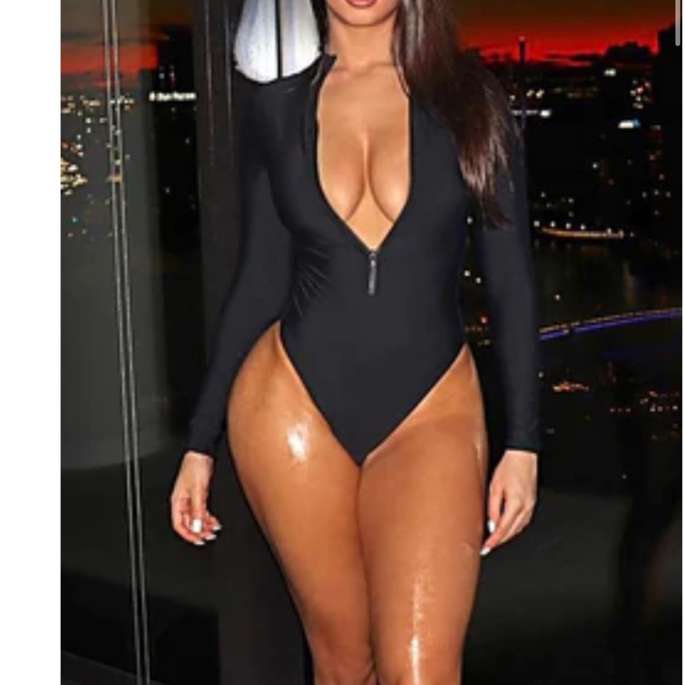 Cute 1pz swimsuit